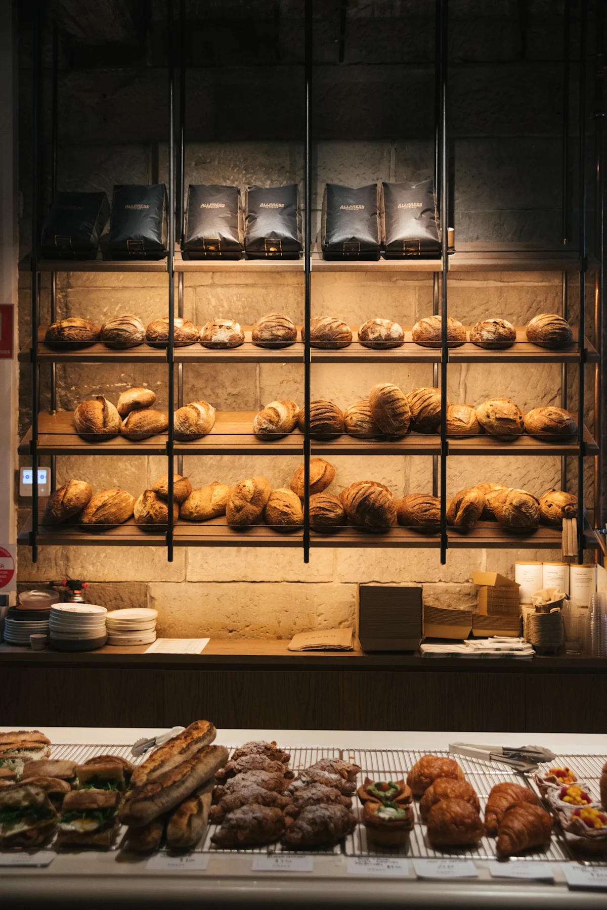 Hinchcliffe Café finder Image 1